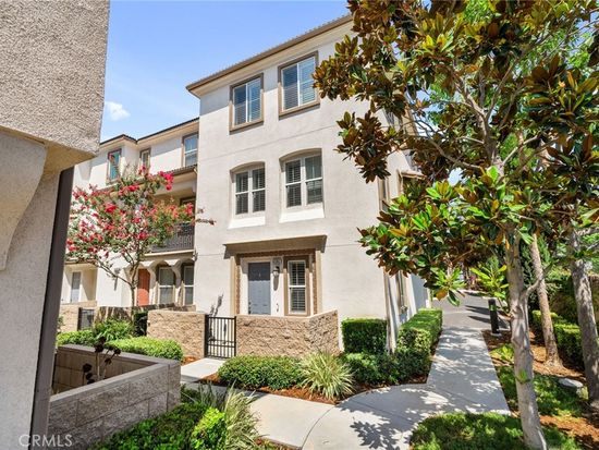 6396 Pictor Ct, Eastvale, CA 91752 | MLS #IG25149420 | Zillow