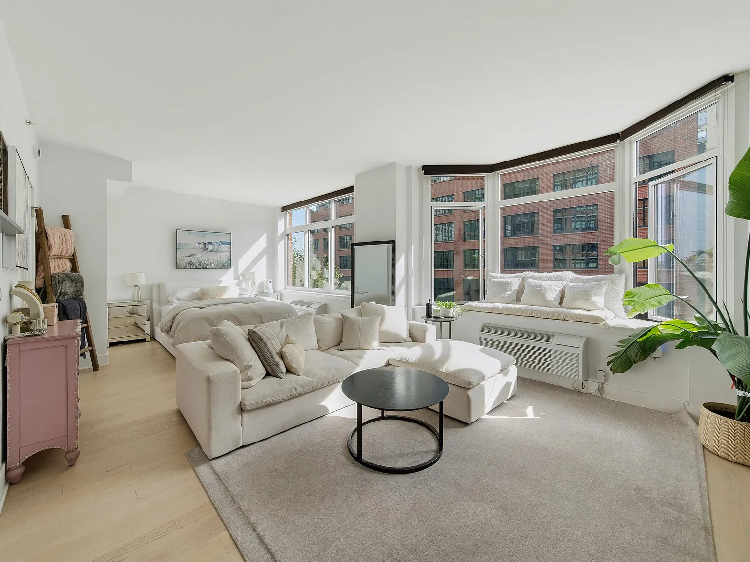 Hudson Tea Condo Assoc — Photo 2