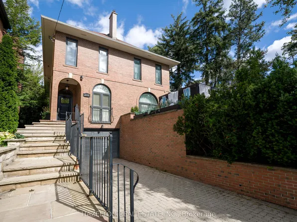230 Glen Rd, Toronto, ON M4W 2X3