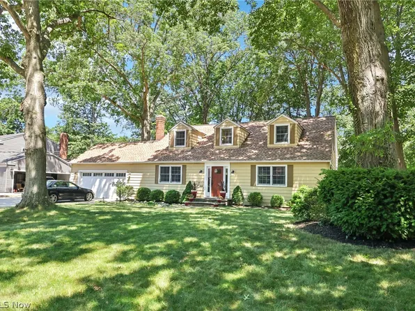28810 Wolf Rd, Bay Village, OH 44140
