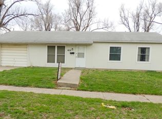 1009 East St #E, Maryville, MO 64468