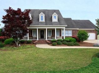 4116 Bent Grass Dr, Fayetteville, NC 28312