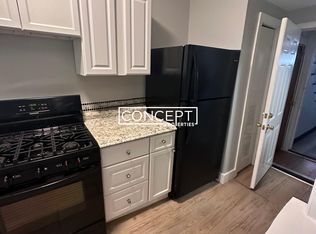 331 Paris St #1F, Boston, MA 02128