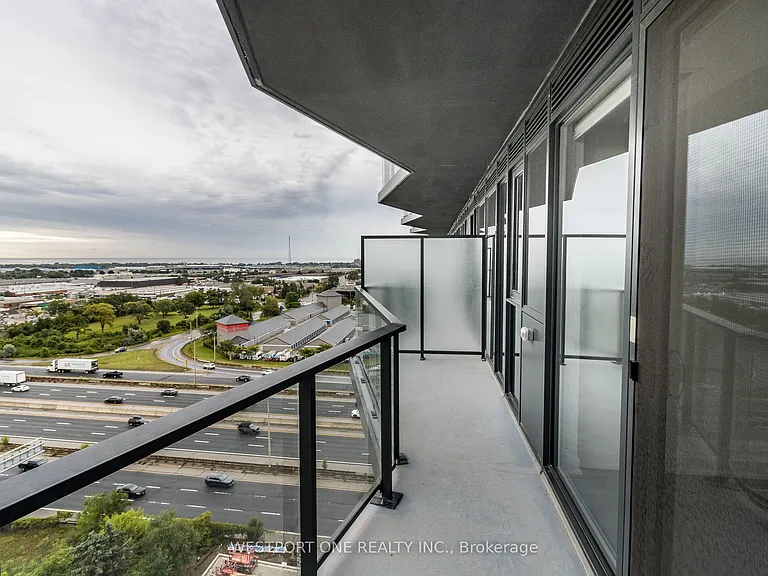 36 Zorra St W #1206 — Photo 19