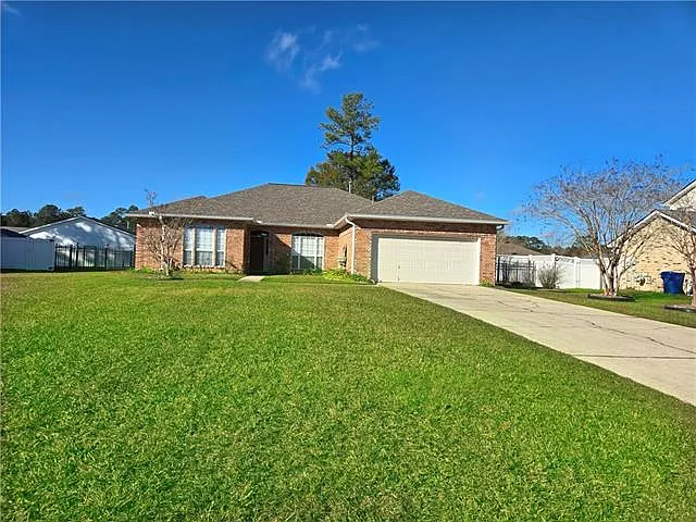 407 E Redbud Dr — Photo 3