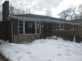 8943 Ewing Ave, Evanston, IL 60203