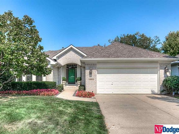 3rd image of 1905 N 132nd Avenue Cir