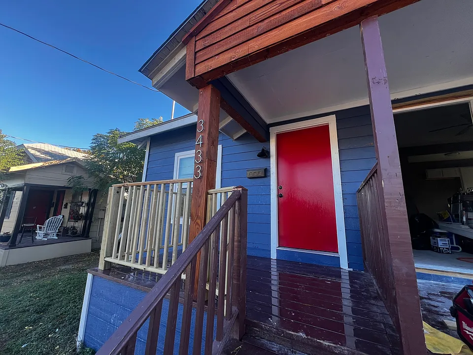 3435 Detonte St #3435