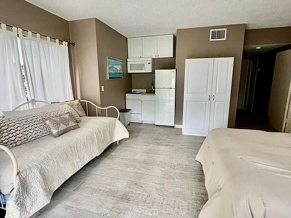 2nd image of 13334 Polo Club Rd #203