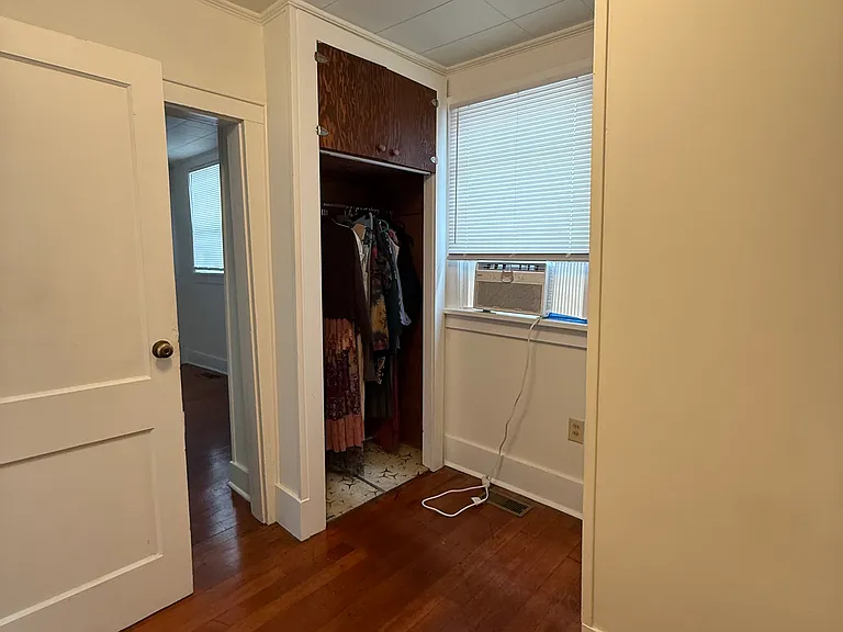 322 W Seneca St #1 — Photo 10