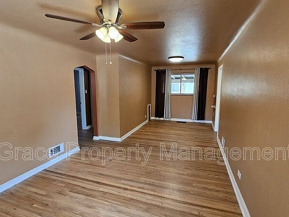 2nd image of 3624 N Leyden St