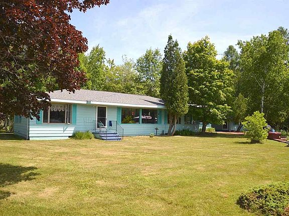4th image of 8429 Aarwood Trl NW
