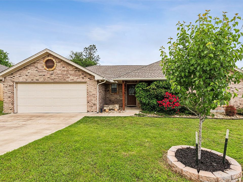 1st image of 518 Sweetwater Dr