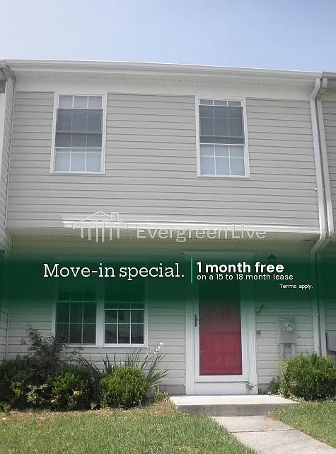 74 Chelmsford Ct