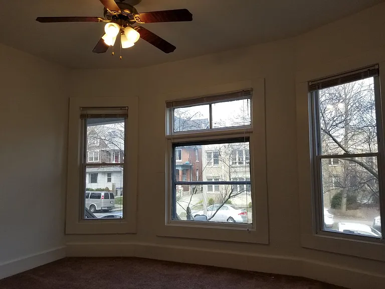 2425 N Cramer St — Photo 2