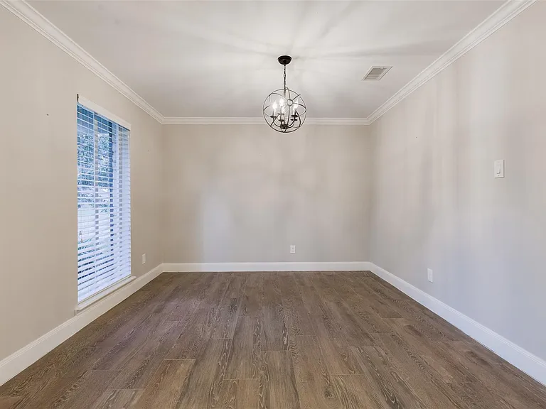 15203 Camelback Ct — Photo 10
