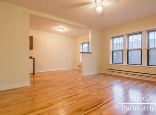 628 W Cornelia Ave #C628-E2, Chicago, IL 60657
