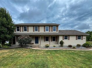 4940 E Calla Rd, New Middletown, OH 44442