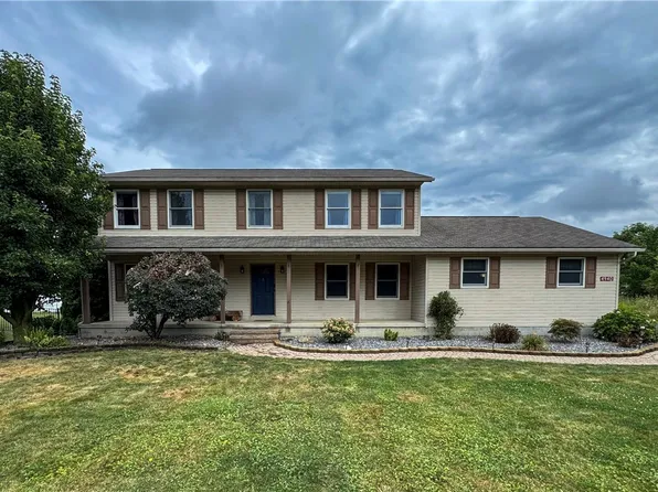 4940 E Calla Rd, New Middletown, OH 44442