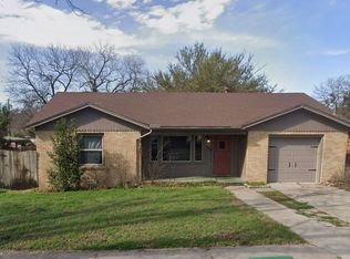 1030 N Isla St, Stephenville, TX 76401