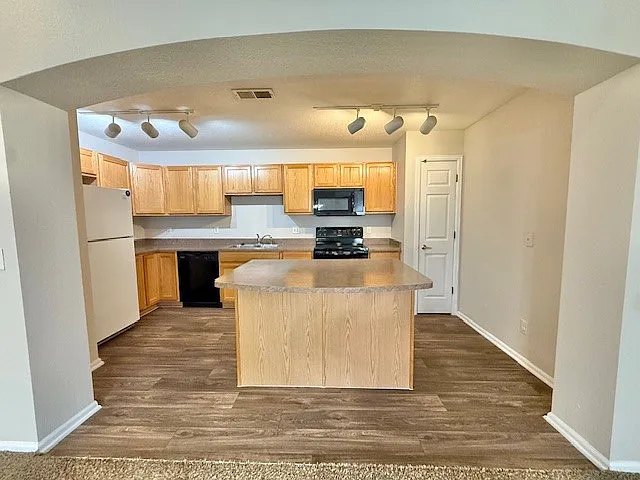 4221 S Blackhawk Cir #7H — Photo 4
