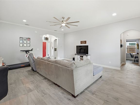 4th image of 2610 Katie Ct
