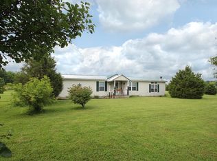 3218 White Oak Valley Rd, Georgetown, OH 45121