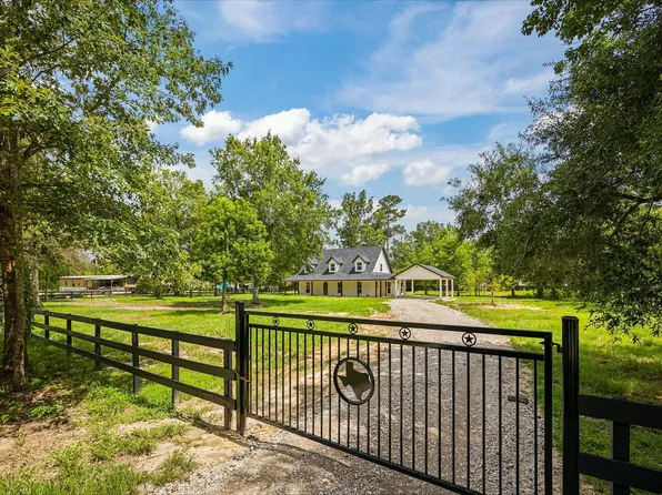 1656 County Road 6479, Dayton, TX 77535