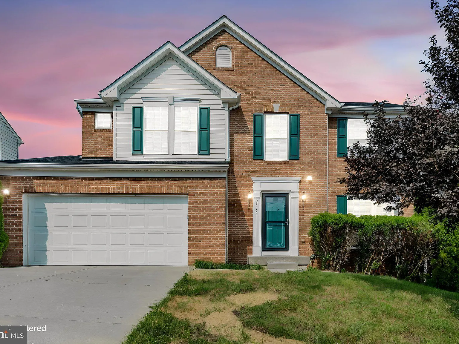 6 bed, 3.5 bath, 2187 sqft, $2,900 — Photo 2