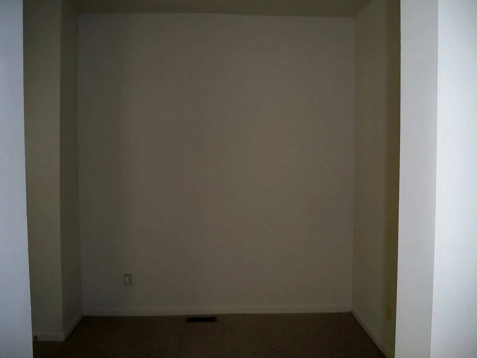 1 bed, 600 sqft, $800 — Photo 2
