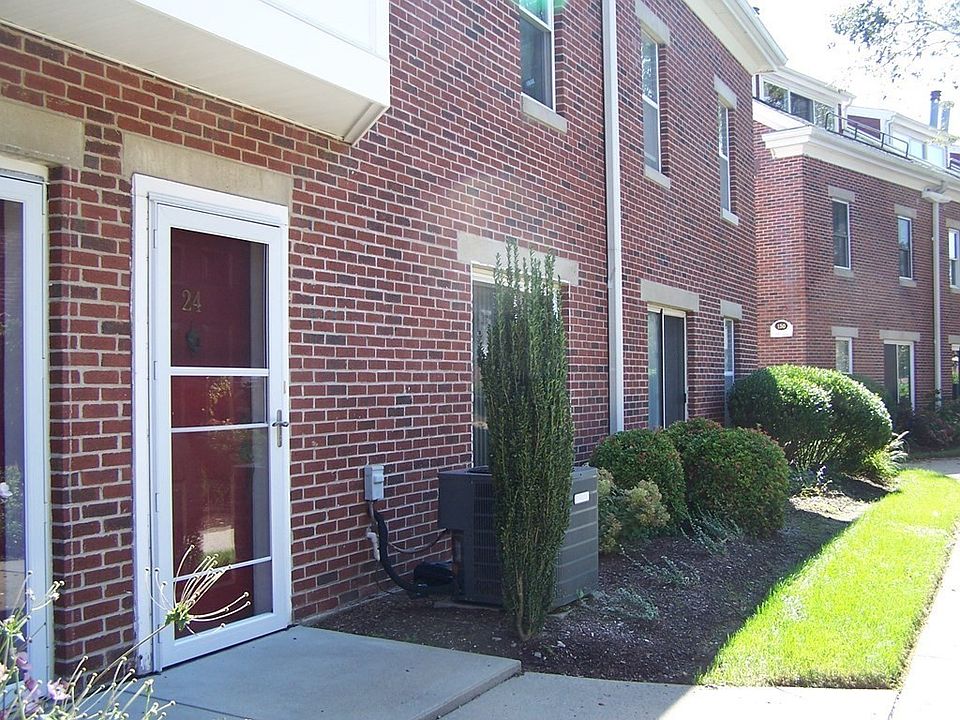 2nd image of 152 Quincy Shore Dr Unit 24