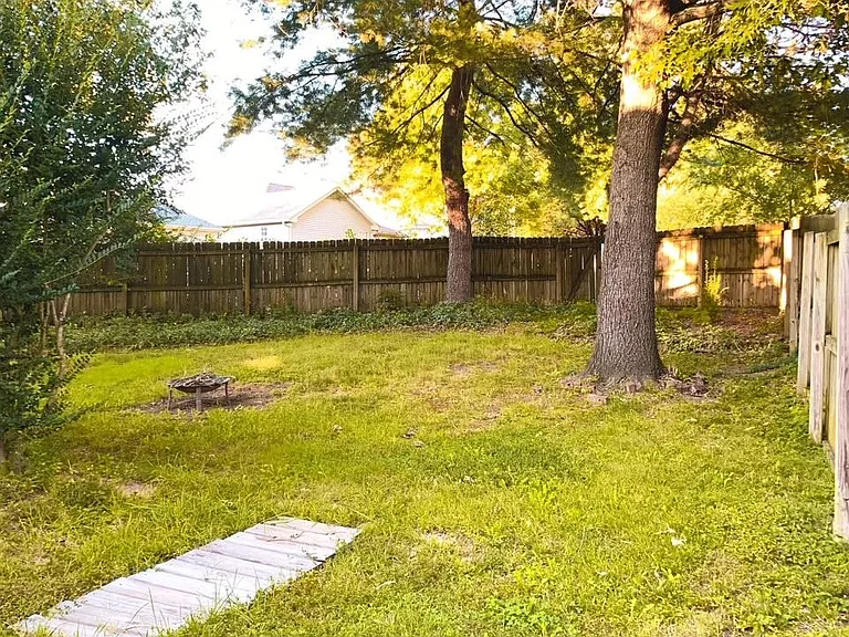 152 S Birchwood Dr — Photo 10
