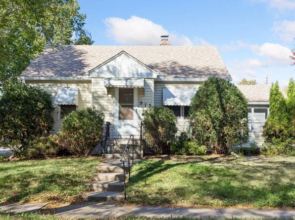 977 Scheffer Ave, Saint Paul, MN 55102