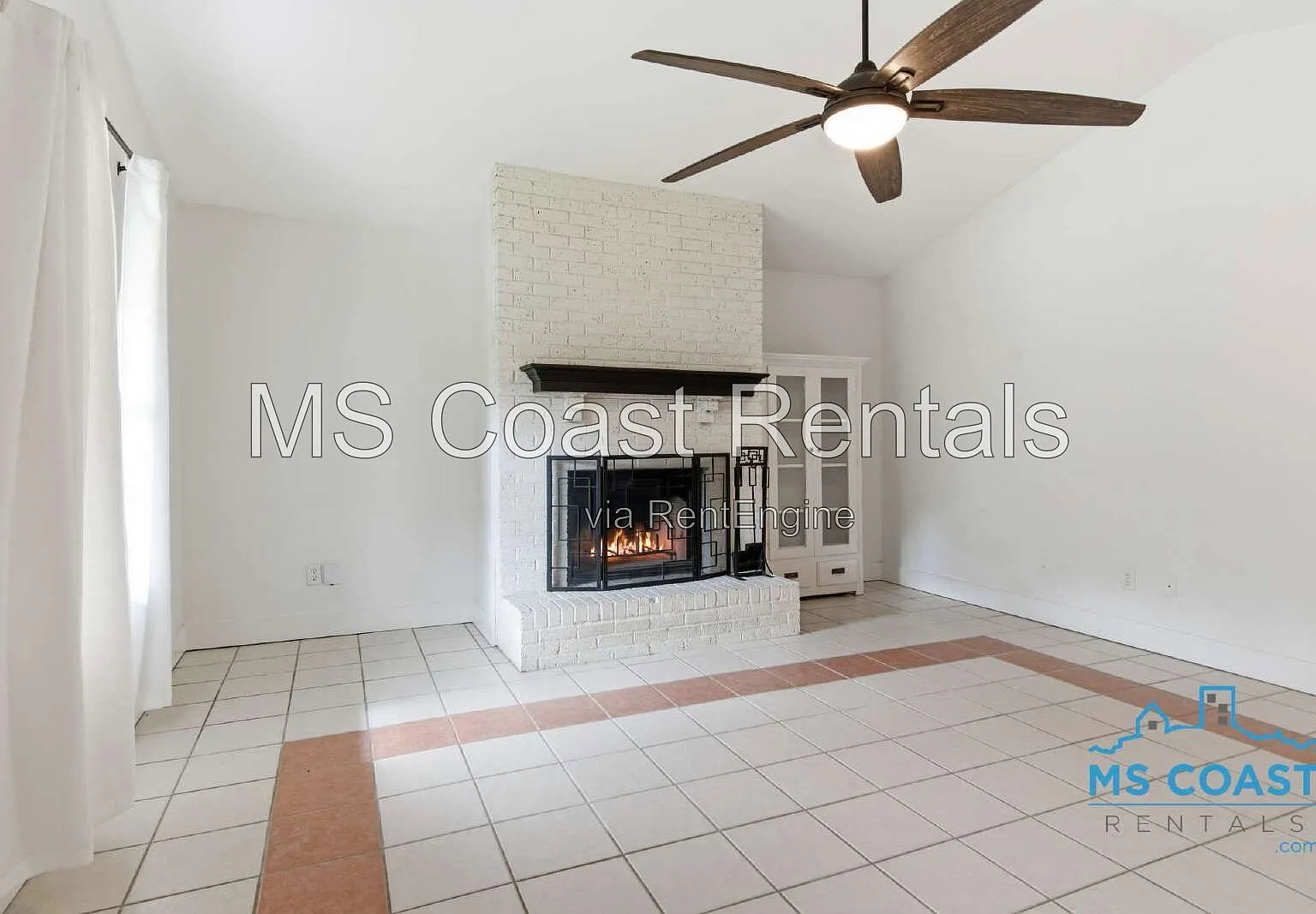 3 bed, 2.0 bath, 1250 sqft, $1,849 — Photo 4