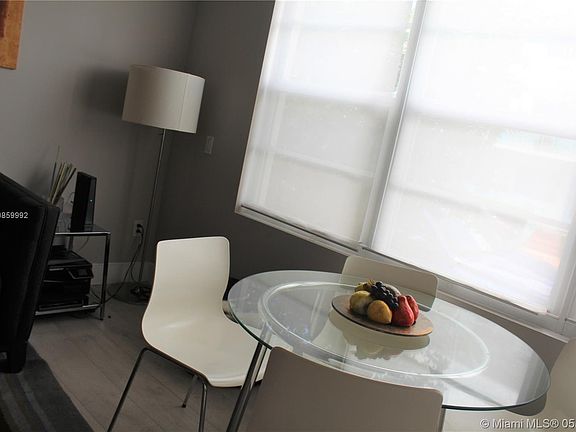 5th image of 950 Pennsylvania Ave APT B2