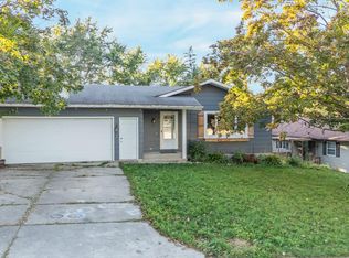 433 Doersch Trl, Seymour, WI 54165