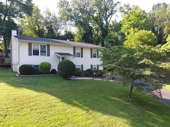 5th image of 4604 Skyview Dr