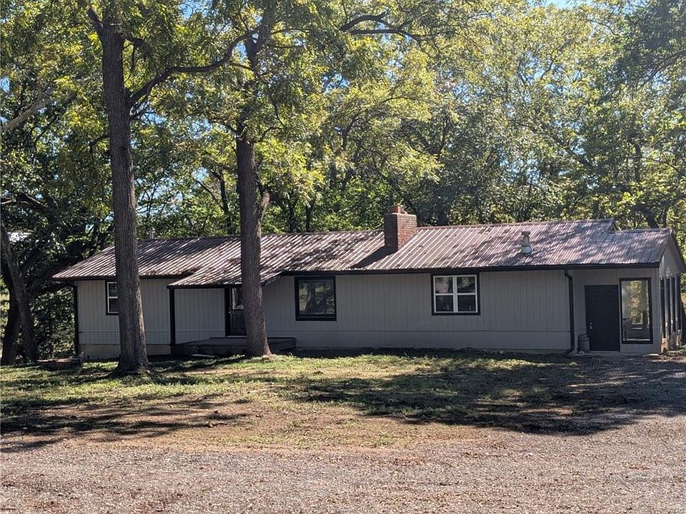 1st image of 2594 Georgia Rd