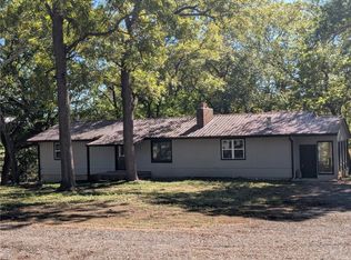 2594 Georgia Rd, Ottawa, KS 66067
