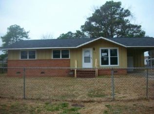 620 Goodyear Dr, Spring Lake, NC 28390