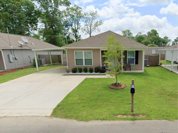 1499 Ravier Ln, Sunshine, LA 70780
