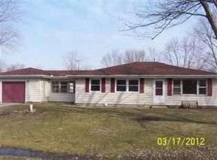 2301 Thomas Rd, Valparaiso, IN 46383