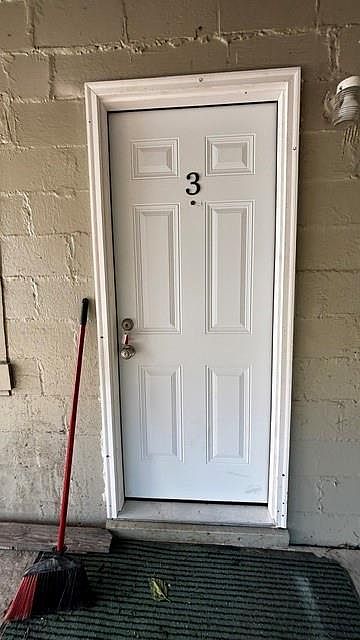 1st image of 8903 E Winner Rd