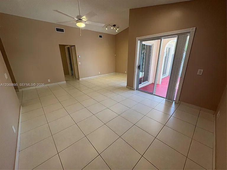1479 Springside Dr #1479 — Photo 6