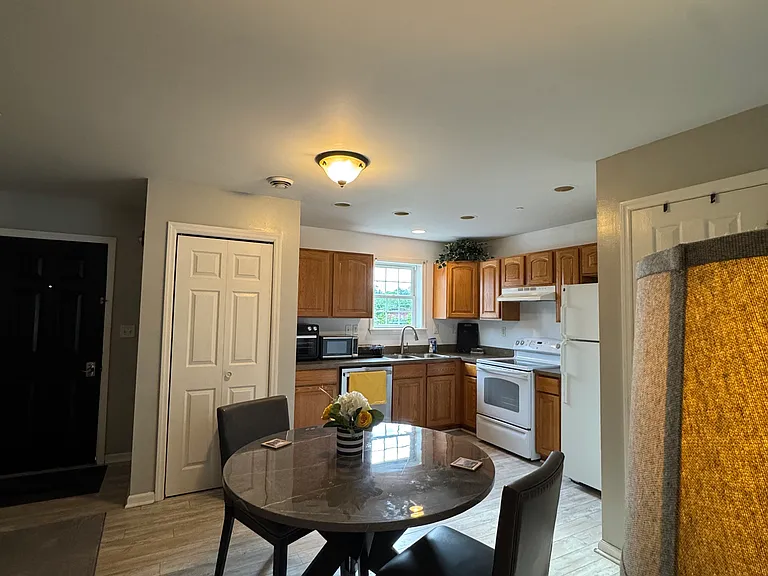 75 S Maiden St #2 — Photo 14