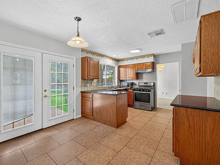 4514 Treasure Trl — Photo 19