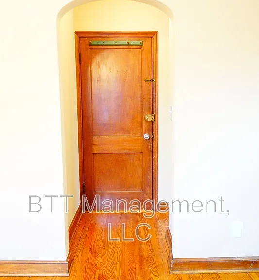 806 Houston Ave #2 — Photo 35