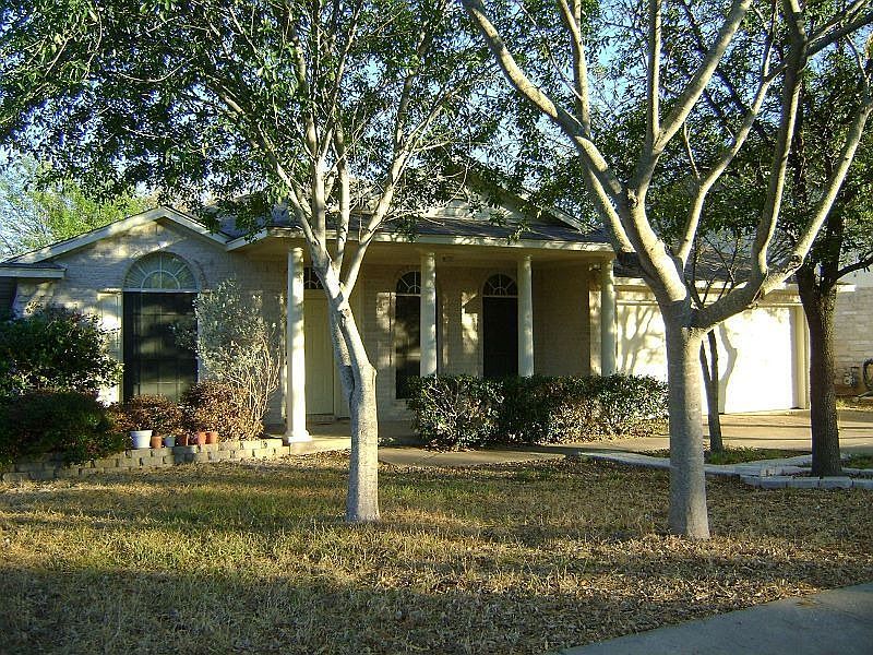 1st image of 15429 Cadoz Dr