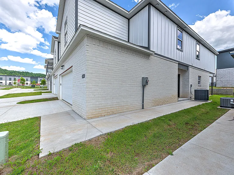 927 S Benchmark Lane — Photo 15