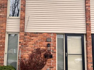 2920 Archer Dr, Springfield, OH 45503